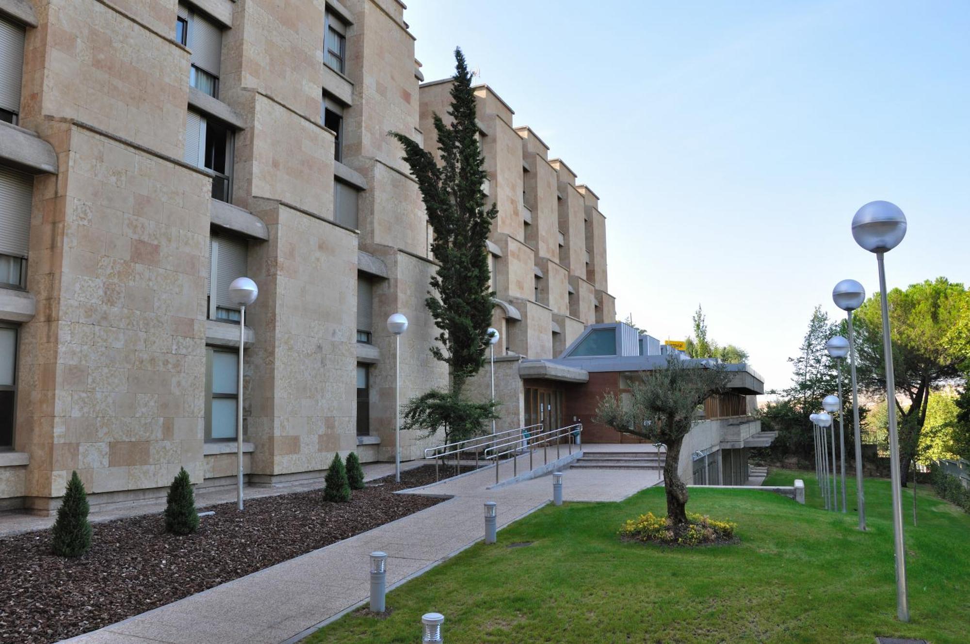 Residencia Universitaria Resa Hernan Cortes Salamanka Exteriér fotografie